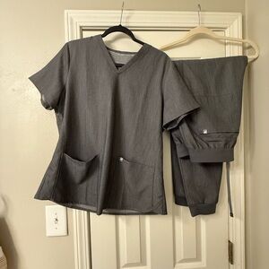 Gray Scrub Set with Pockets